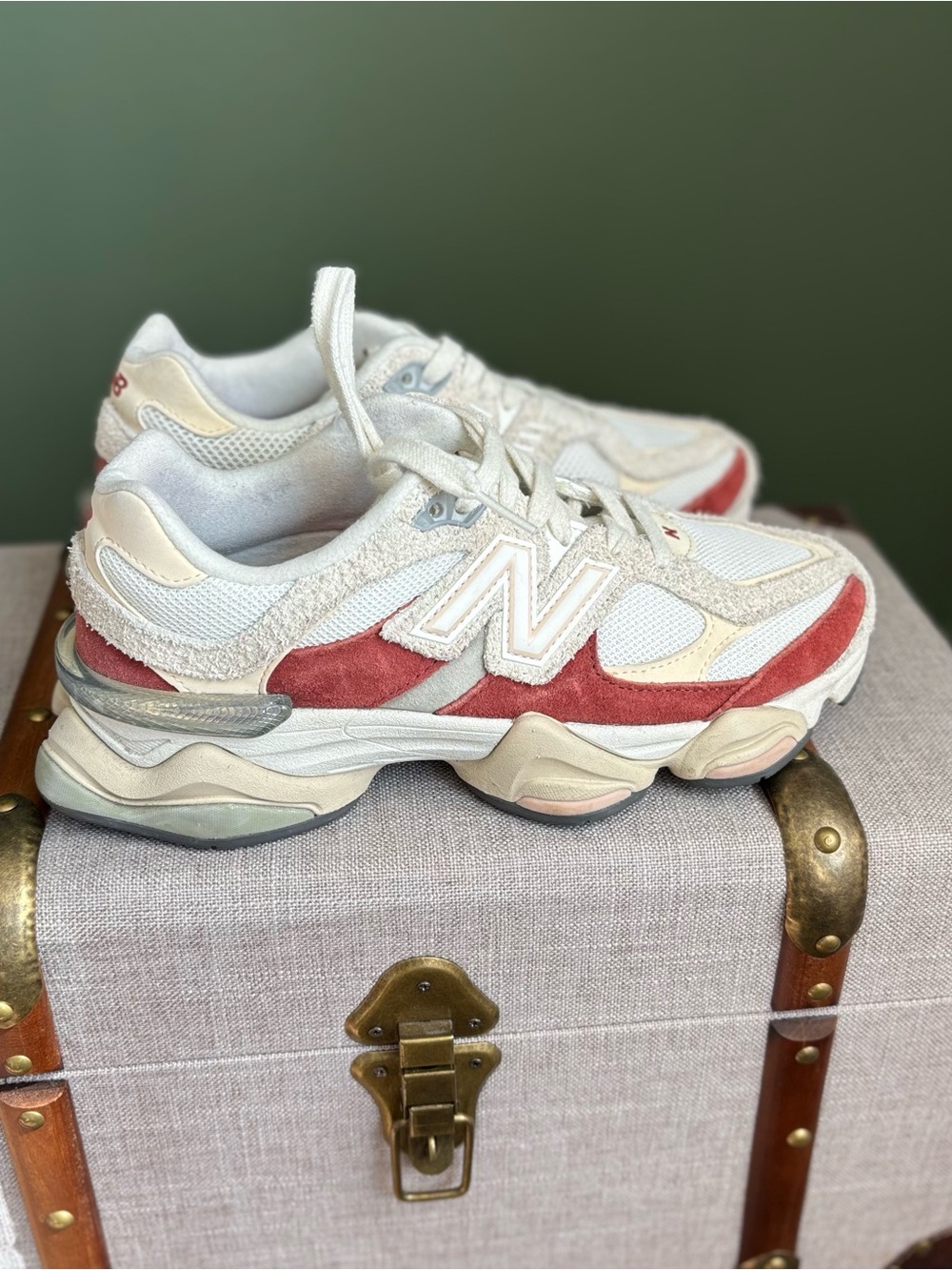 New Balance Cream & Dusty Rose Retro Runner Sneakers